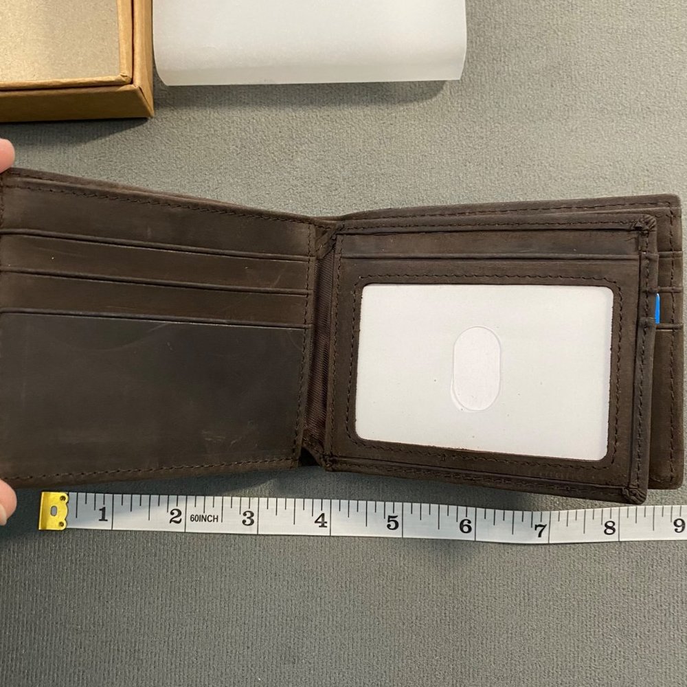 Artpaxy Mens Genuine Leather Wallet With AirTag Slot